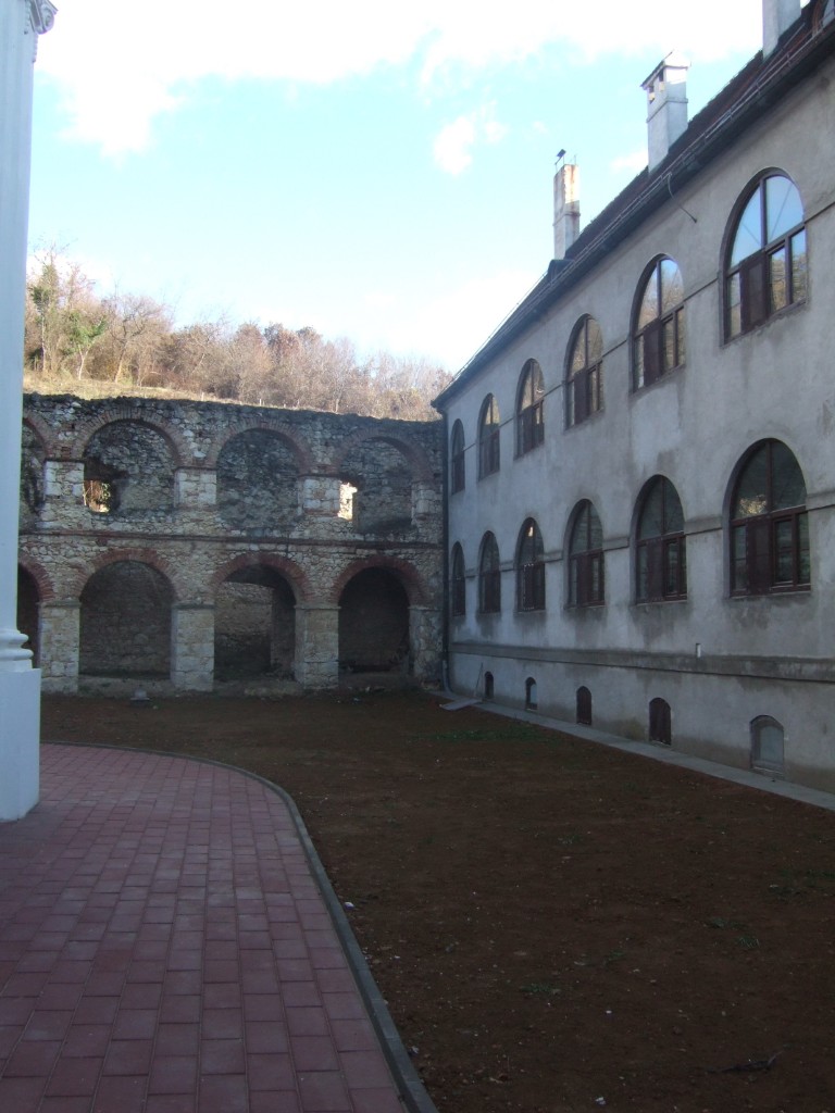 Фотографија из галерије Манастира Кувеждин, 2011 (38)